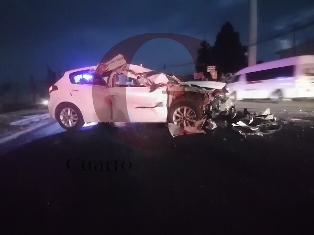 Dejan accidentes vehiculares daños materiales, en dos puntos de la entidad tlaxcalteca